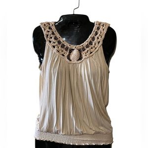 Reba Size Medium Embellished Sleeveless Top